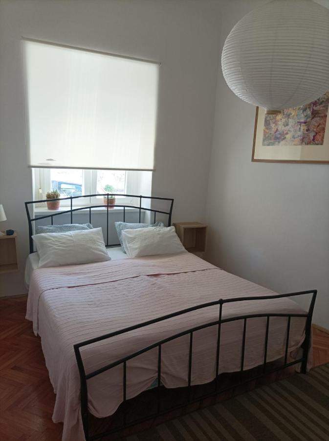 Casa Di Nonna Pina, Kuca U Blizini Arene Apartment Pula Luaran gambar